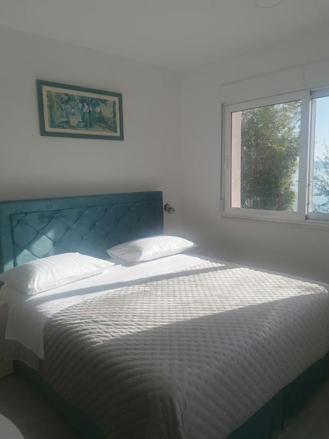 פודסטראנה Apartments And Rooms Tomas מראה חיצוני תמונה