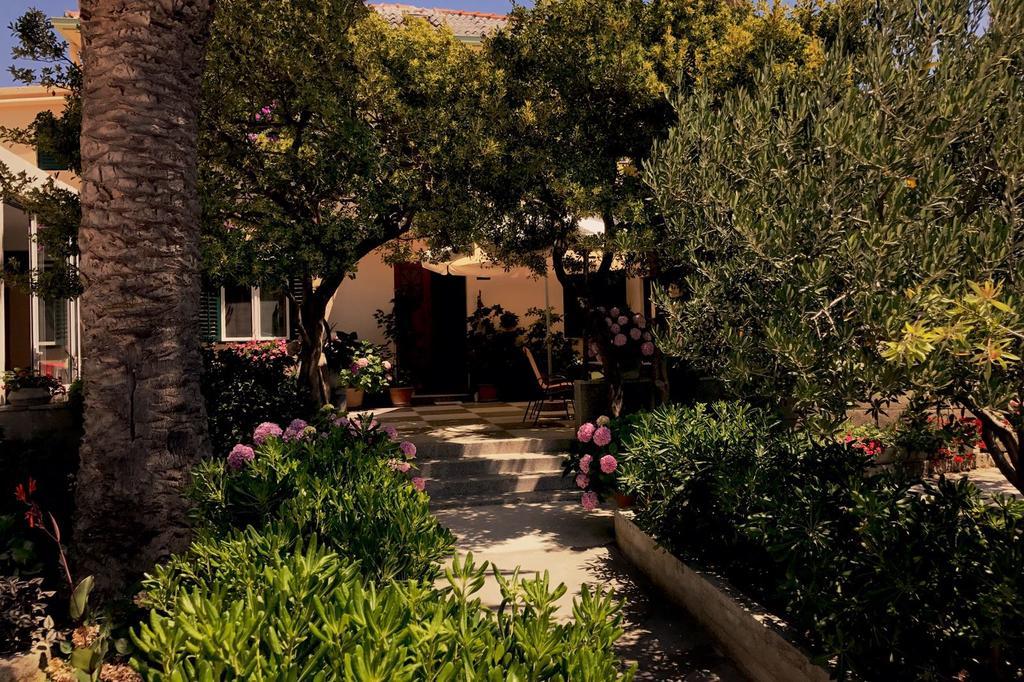 פודסטראנה Apartments And Rooms Tomas מראה חיצוני תמונה